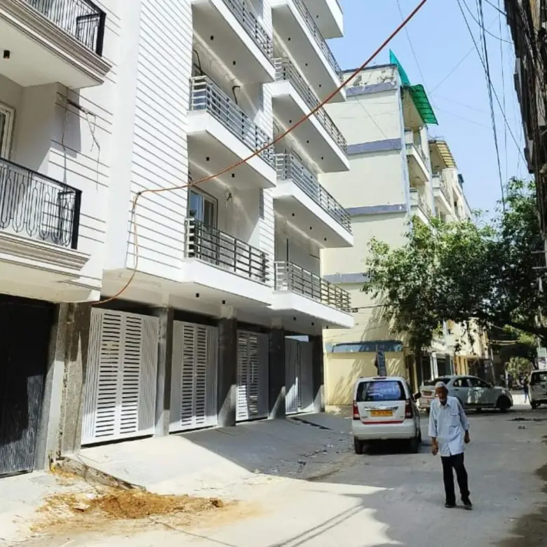 3 BHK Builder Floor for Sale in Vasant Kunj Enclave 125 Gaj (6)