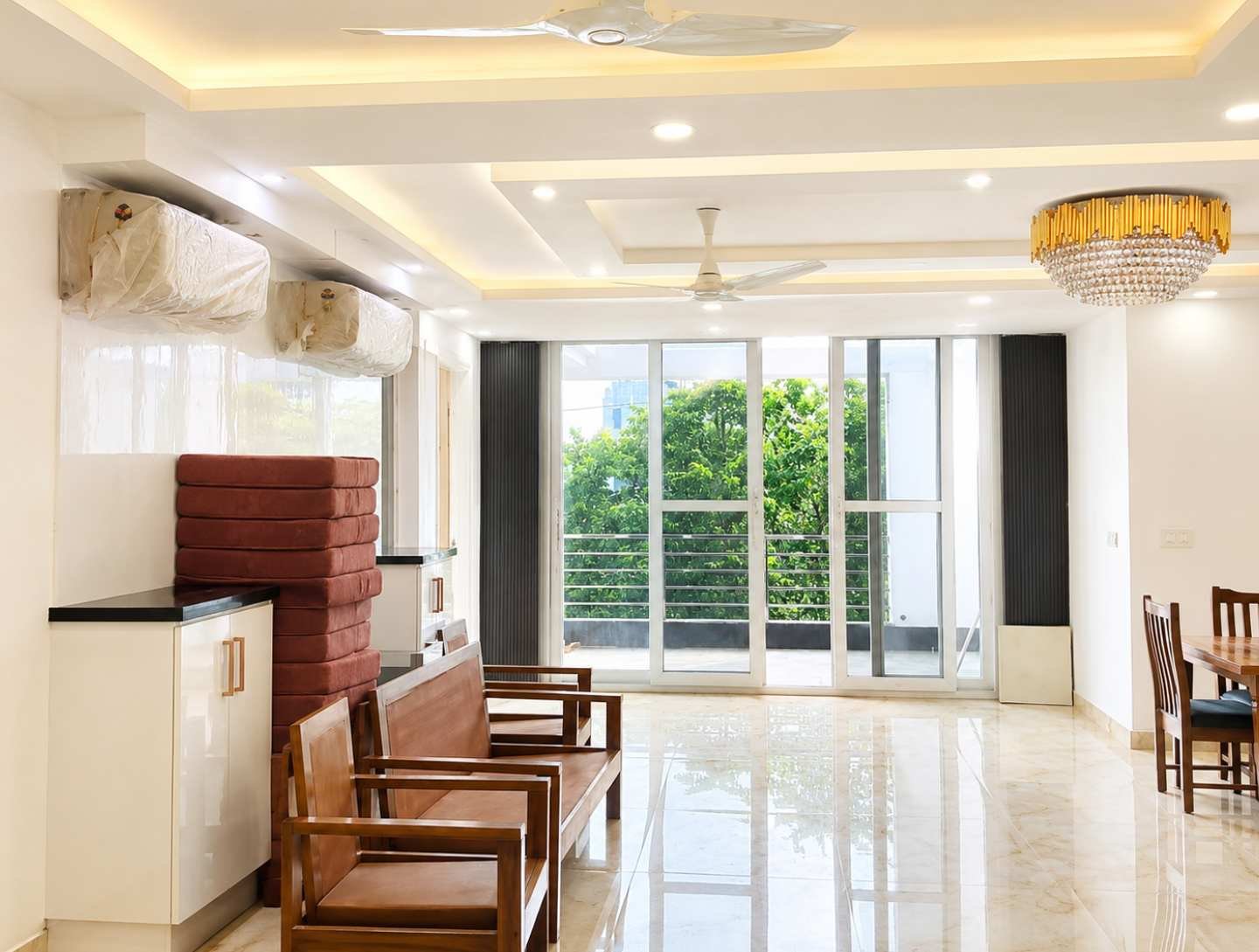 Fully Furnished 4 BHK Builder Floor for Rent in Vasant Kunj Enclave (5)